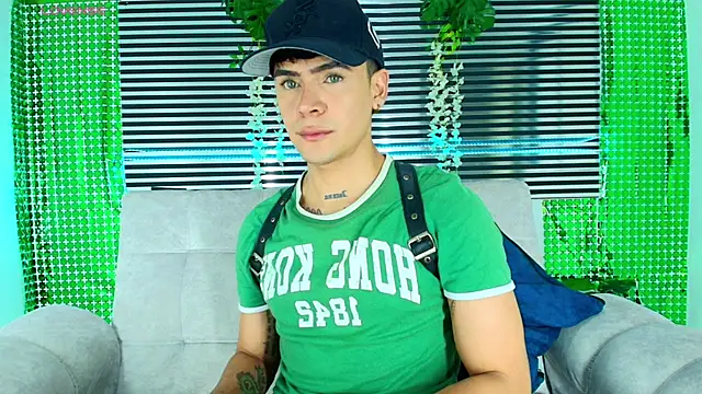 CamiiGuzmanX online show from 26, 3, 2026