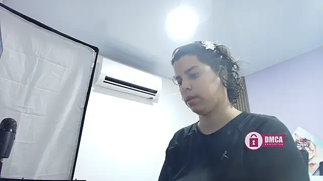 gisell gomez online show from 10, 4, 2026