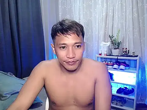 Snapshot of WildhunterMark chatting on 16, 7, 2026 WildhunterMark online show from 16, 7, 2026