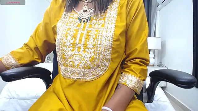 Snapshot of kairadayamai chatting on 21, 4, 2026 kairadayamai online show from 21, 4, 2026