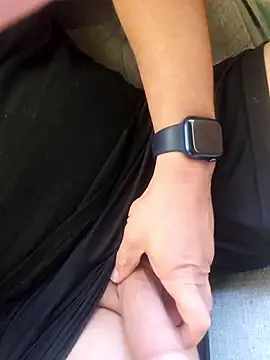 reycarr19 online show from 5, 4, 2026