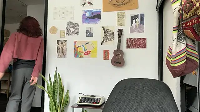 camille delrey online show from 16, 2, 2026