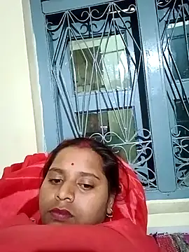 Snapshot of Hot_crety chatting on 16, 11, 2025 Hot crety online show from 16, 11, 2025