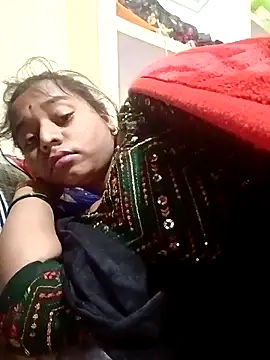 Snapshot of Hot_crety chatting on 2, 12, 2025 Hot crety online show from 2, 12, 2025