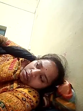 Snapshot of Hot_crety chatting on 3, 12, 2025 Hot crety online show from 3, 12, 2025