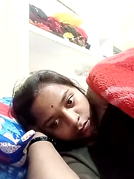 Snapshot of Hot_crety chatting on 2, 2, 2026 Hot crety online show from 2, 2, 2026