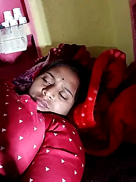 Snapshot of Hot_crety chatting on 17, 3, 2026 Hot crety online show from 17, 3, 2026