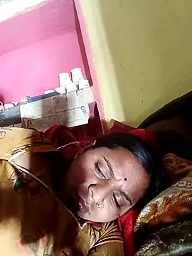 Snapshot of Hot_crety chatting on 18, 3, 2026 Hot crety online show from 18, 3, 2026