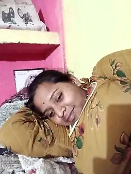 Snapshot of Hot_crety chatting on 28, 3, 2026 Hot crety online show from 28, 3, 2026