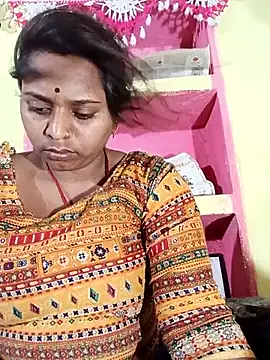 Snapshot of Hot_crety chatting on 1, 4, 2026 Hot crety online show from 1, 4, 2026