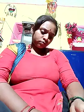 Snapshot of Hot_crety chatting on 4, 4, 2026 Hot crety online show from 4, 4, 2026