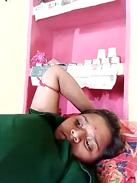 Snapshot of Hot_crety chatting on 15, 4, 2026 Hot crety online show from 15, 4, 2026