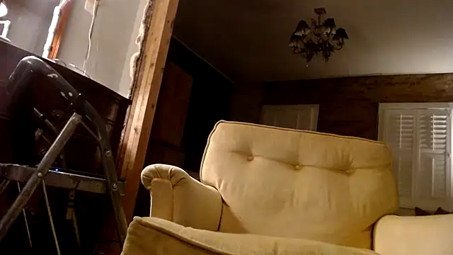 Snapshot of chuck_steele chatting on 8, 7, 2026 chuck steele online show from 8, 7, 2026