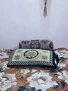 sneha bebo online show from 5, 4, 2026