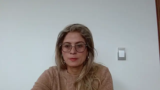 Snapshot of linda-mature43 chatting on 18, 9, 2025 linda-mature43 online show from 18, 9, 2025