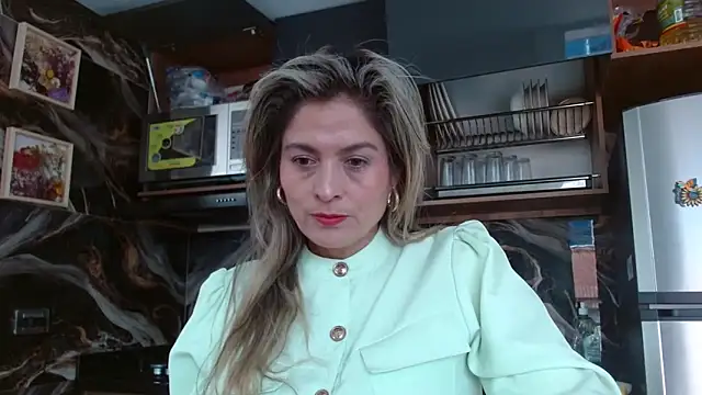 linda-mature43 online show from 11, 11, 2025