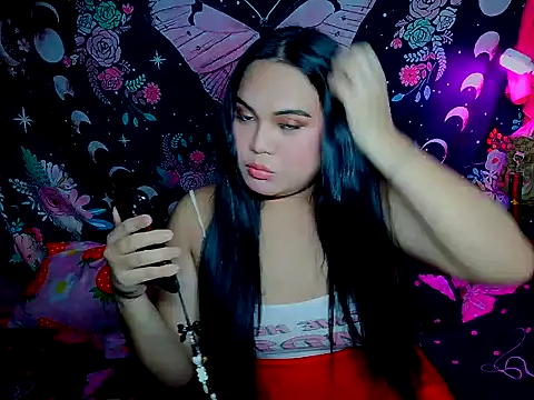 Snapshot of YourThicc_bella chatting on 17, 5, 2026 YourThicc bella online show from 17, 5, 2026