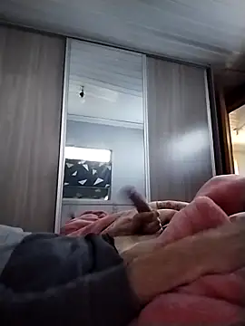 Snapshot of 12dery chatting on 10, 11, 2025 12dery online show from 10, 11, 2025