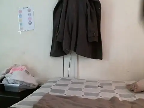 Snapshot of Pretty_miss_devilxxx35 chatting on 27, 9, 2025 Pretty miss devilxxx35 online show from 27, 9, 2025