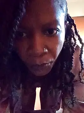 Snapshot of Pretty_miss_devilxxx35 chatting on 5, 10, 2025 Pretty miss devilxxx35 online show from 5, 10, 2025