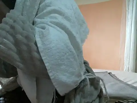 Snapshot of Pretty_miss_devilxxx35 chatting on 17, 11, 2025 Pretty miss devilxxx35 online show from 17, 11, 2025