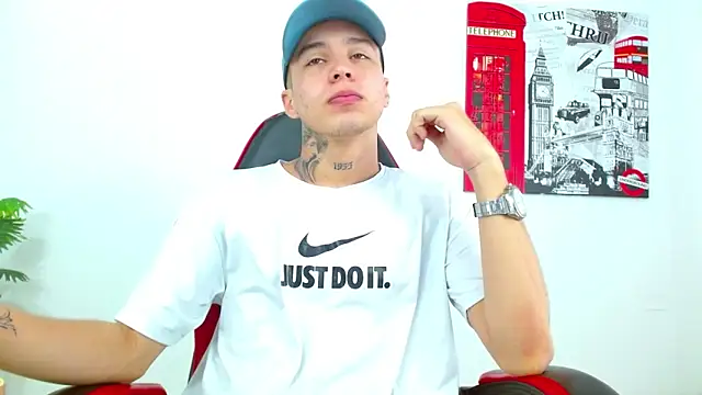 Snapshot of Cumandres18 chatting on 17, 2, 2026 Cumandres18 online show from 17, 2, 2026