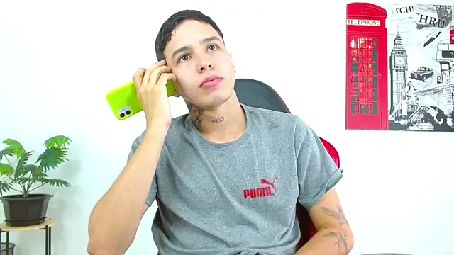 Snapshot of Cumandres18 chatting on 20, 2, 2026 Cumandres18 online show from 20, 2, 2026