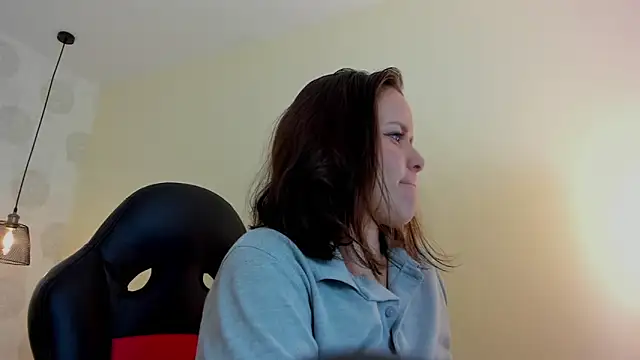 GIANAMILLER6 online show from 15, 11, 2025