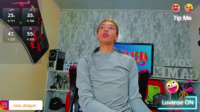 Madison Mujica online show from 23, 9, 2025