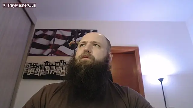 Snapshot of PayMasterGus chatting on 12, 10, 2025 PayMasterGus online show from 12, 10, 2025