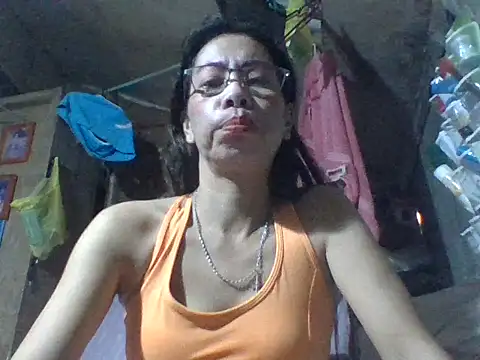 Snapshot of Mayumie05 chatting on 28, 10, 2025 Mayumie05 online show from 28, 10, 2025