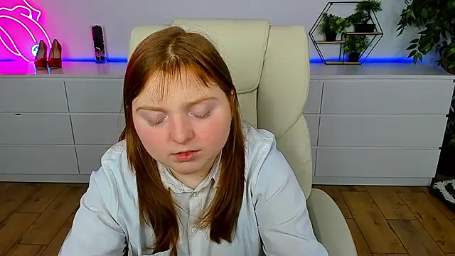 KattyRose8 online show from 5, 2, 2026