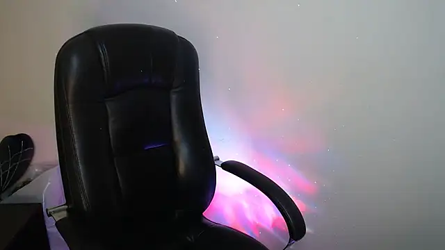 BonnieX  online show from 27, 5, 2026