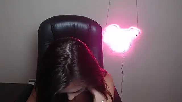 BonnieX  online show from 6, 6, 2026