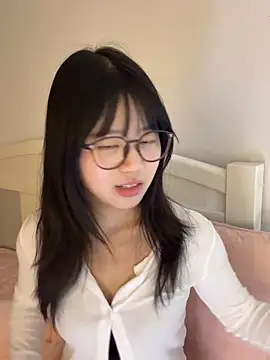 Ella-A9 online show from 23, 10, 2025