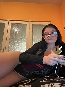 Snapshot of Larra69 chatting on 11, 1, 2026 Larra69 online show from 11, 1, 2026