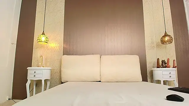 Snapshot of Tiifany_Baker chatting on 25, 11, 2025 Tiifany Baker online show from 25, 11, 2025