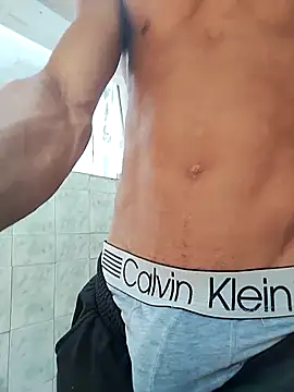 Brayanellatino online show from 2, 3, 2026