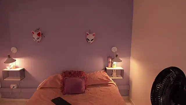 Snapshot of Zoe_Lynch_ chatting on 23, 9, 2025 Zoe Lynch online show from 23, 9, 2025