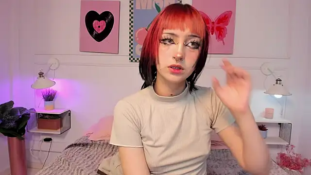 Zoe Lynch  online show from 8, 4, 2026