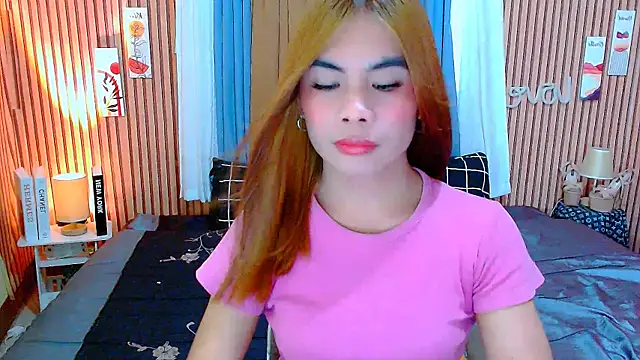 Snapshot of mikhaylahanderson chatting on 14, 11, 2025 mikhaylahanderson online show from 14, 11, 2025