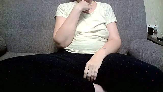 Snapshot of GraceInfinity chatting on 14, 11, 2025 GraceInfinity online show from 14, 11, 2025