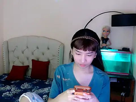 ShantalFoxxy  online show from 23, 3, 2026