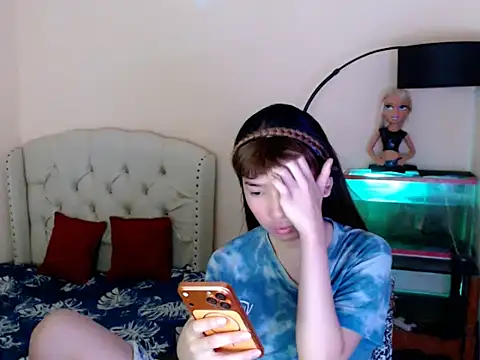 ShantalFoxxy  online show from 19, 4, 2026