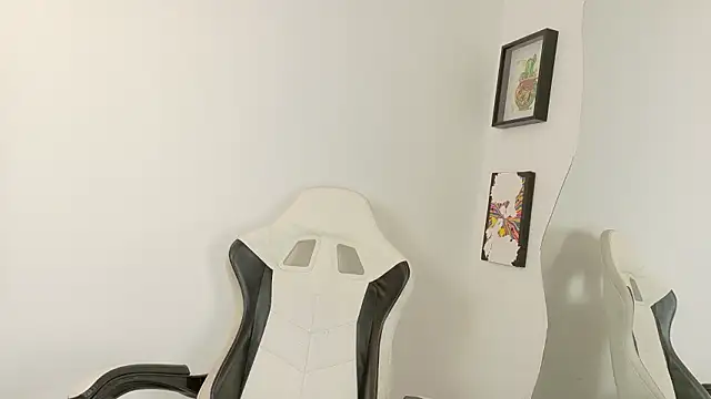 sara queen10 online show from 27, 3, 2026