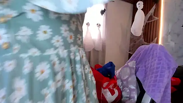 shasha bloom online show from 26, 10, 2025