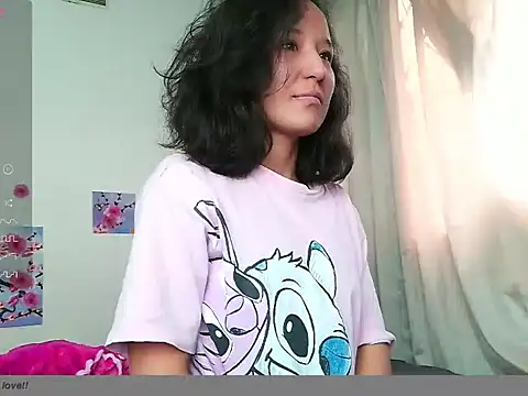 Snapshot of Natzu_Choi chatting on 3, 4, 2026 Natzu Choi online show from 3, 4, 2026