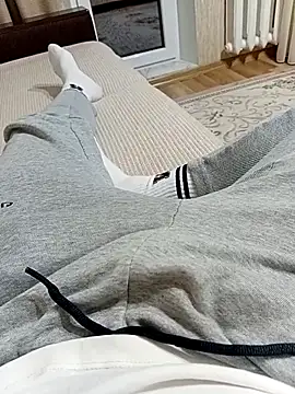 Snapshot of Maxim_16cm chatting on 2, 12, 2025 Maxim 16cm online show from 2, 12, 2025