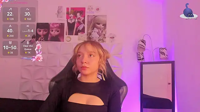 JuliethMoss online show from 5, 11, 2025