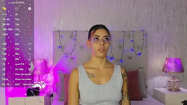 Pamelamiler   online show from 6, 11, 2025